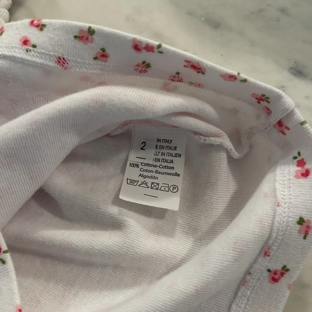 Brandy Melville Floral Print Button Up Scoop Neck Top - Picture 5 of 6